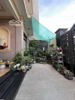 vip - nhà bình thọ - đường dân chủ - võ văn ngân - thủ đức - 180m2 - 3 tầng - giá chỉ 18,68 tỷ tl