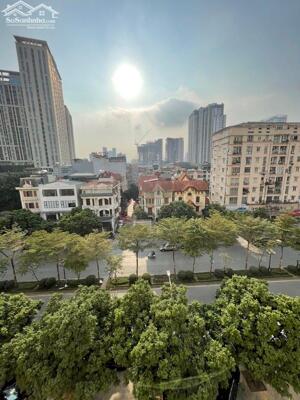 Chỉ nhỉnh 7 tỷ sở hữu ngay căn hộ 79m2, 3 ngủ 2WC, nội thất siêu đẹp chung cư mặt phố Trung Kính