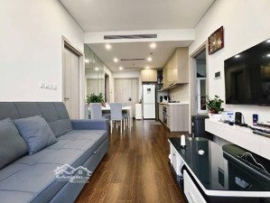 bán căn hộ tòa a10ct1 nguyễn chánh, cầu giấy, 72m2, 8 tỷ, 2 ngủ, 2 vs, sổ đỏ cc, full nội thất đẹp.