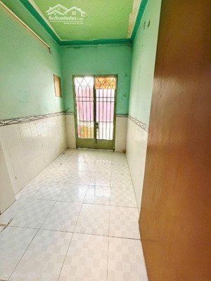 nhà nhỏ 3 tầng - hẻm xe hơi - đường bình tiên - phường 8 - quận 6 - giá 2,55 tỷ tl