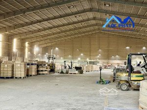 bán xưởng mặt tiền 3.200m2 giá chỉ 25,2 tỷ. thiện tân-vĩnh cửu-đồng nai : 