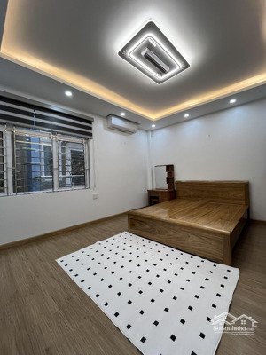 bán nhà mỹ đình 7 tầng thang máy sẵn ở, oto dừng đỗ alo