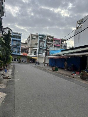 bán đất số 3 đường số 4c khu dân cư tên lửa vị trí đẹp, dt 4*21m gần công viên