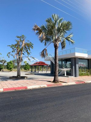 suất ngoại giao hiếm, lô sát công viên quảng trường 10.000m², giá 1,4 tỷ - ưu tiên khách chốt nhanh