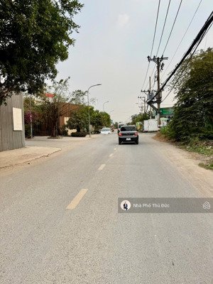 bán nhà 2 tầng - ô tô đỗ cửa - tặng nội thất- trường lưu - long trường