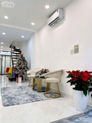 Nhà NC hẻm 359 Lê Văn Sỹ gần Lê Văn Sỹ Trường Sa Hoàng Sa