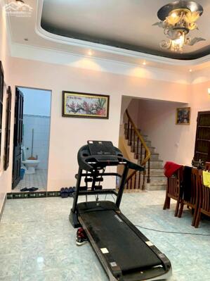 Nhà mặt ngõ kinh doanh Minh Khai, mặt tiền khủng 11m, 56m2 giá 12.5 tỷ có TL, 0985868893