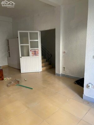 Cho thuê nhà ngõ 250 Tân Mai, 90m² x 3 tầng, 3 ngủ, 11 Triệu