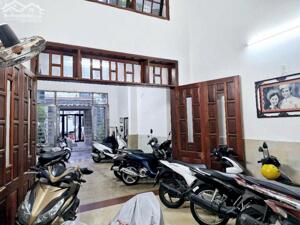 DÃY TRỌ ĐỖ QUANG – 3 TẦNG – 18 PHÒNG – DT ~188M² – DÒNG TIỀN ỔN ĐỊNH – GIÁ 12 TỶ X