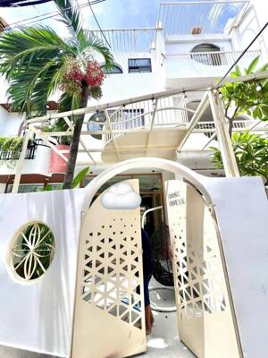 NHÀ PHẠM VĂN NGHỊ – 3 TẦNG CÓ HỒ BƠI RIÊNG – GIÁ 6 TỶ X