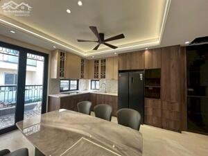 MẶT PHỐ HOÀNG HOA THÁM GIÁ ĐẦU TƯ– 23 TỶ – 2 MẶT TIỀN TRƯỚC SAU