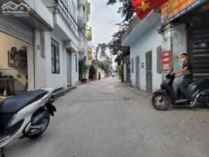 Chỉ hơn 2 tỷ sở hữu lô đất to, ngõ đi thông cho ô tô 16 chỗ gần chợ Minh Kha