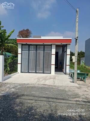 Bán nhà mới xây ,đã hoàn công xã Tân Phú Trung dt 150m2 , 2pn , 1wc giá 3,5 tỷ
