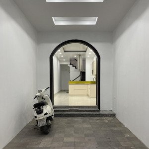 nhà phố nhật chiêu, tây hồ, cách hồ tây 50m. ở hoặc làm homestay đều đẹp