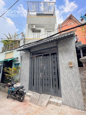 5.45 tỷ, 64m2 (4x16m) 3 tầng btct đường xe tải thông full nội thất vào ở ngay, kế bên tên lửa