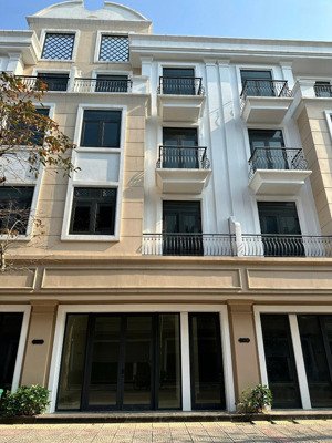 bán gấp hg04 - 20 siêu phẩm hoàng gia ngay vinwonder cho thuê 23,5 triệu/tháng vin quảng trị