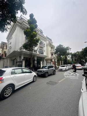 bán biệt thự kđtm dịch vọng (thọ tháp) 189m 4 mặt thoáng kinh doanh đỉnh - vỉa hè!