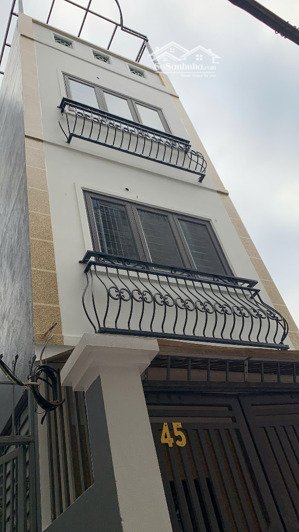 bán nhà đẹp - lô góc, xây độc lập - cổ linh, thạch bàn. giá siêu hời