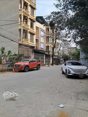 bán đất gần trống đồng 80m2, mt5m, giá 72 triệu/m, ô tô tải tránh.