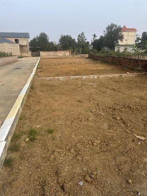 bán đất phân lô hạ bằng gần khu nhà trọ sổ đỏ sẵn sang tên