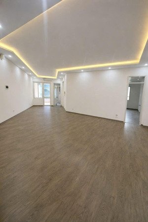 bán cc đẹp, nhiều tiện ích tại 17t5 hoàng đạo thúy, 12,2 tỷ, 151m2