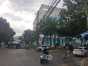 bán 2 căn nhà mặt tiền trường sa phước long, nha trang giá rẻ