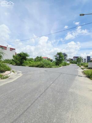 Bán 3 lô đất tổ 6 trung tâm thị trấn An Dương giá chỉ từ 3,69 tỷ Lh 0979087664