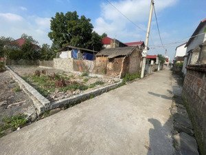cần bán đất thôn văn cao - xã vân đình - ứng hoà diện tích lô thường : 100m2, giá chỉ hơn 2 tỷ.
