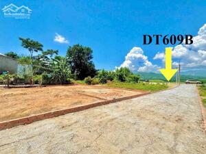 7 LÔ LIỀN KỀ, NGAY SÁT MẶT TIỀN ĐƯỜNG DT609B CHỈ 20M - CÁCH TTTP 20KM 