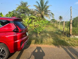 bán lô đất dt 393,2m2 gần bắc vân phong, kcn đá trắng, vị trí đẹp, đường betong, giá 1ty650tr tl