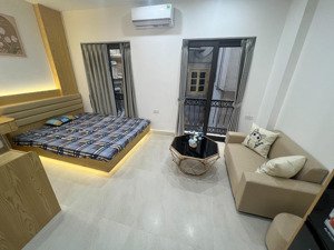 chính chủ cho thuê ccmn cao cấp - full nội thất thiết kế - mới 100% - chỉ 6tr/th