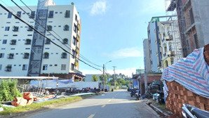 bán mặt tiền đường võ văn hát, quận 9. dt 93m2 gần đh tài chính marketing