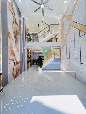 bán nhà đẹp khu vip đường lê đức thọ, nhà siêu đẹp chỉ hơn 7 tỷ. lh ngay 