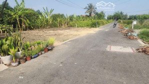 đất mặt tiền nhựa trước vinhomes