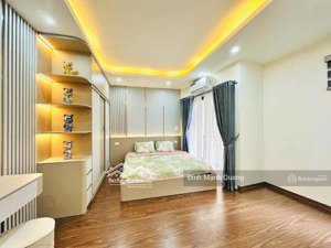 bán nhà riêng tại lạc long quân, 10 tỷ, 54m2, 3pn, 3wc, 5 tầng