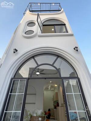 Nhà 5,2×10 đúc 2 lầu hẻm 1/ Tỉnh Lộ 10 (sát khu Tên Lửa)