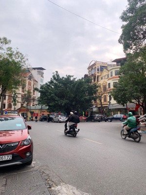 phân lô đặng thùy trâm, cầu giấy -67m -4 tầng, ô tô vào nhà- hàng hiếm giữ tiền kinh doanh đỉnh