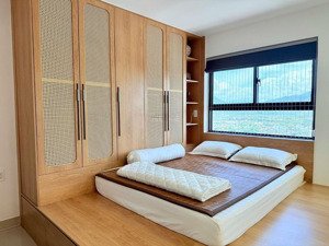 hàng hiếm , căn hộ 47 m2 ,1 pn ,lầu cao view nhìn về sun , nội thất đẹp giá chỉ 2,75 tỷ