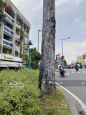 bán nhà khuvip lê văn sỹ 36m2 ngang lớn 4.8m, 4 tầng 5pn 6wc - 10.68 tỷ