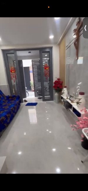 bán nhà riêng tại hoàng hoa thám, 5 tỷ, 25 m2, 2pn, 2wc, pháp lý đầy đủ