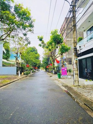 bán đất 82m2 gần biển non nước đường nguyễn nghiễm sát resort