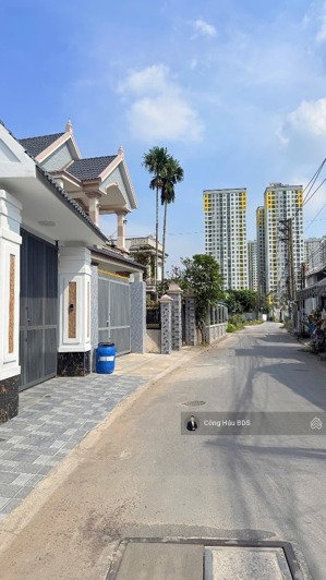 đất chính chủ. mt sương nguyệt ánh, gần chợ đông hoà, siêu thị bigc go! dt: 115.9m2. giá: 5.75 tỷ