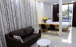 cho thuê căn hộ ban công q1, đường trần hưng đạo gần cầu nguyễn văn cừ, công viên 23/9, đh văn lang