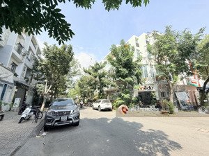 bán nhà mt đường số - tân quy đông 4 tầng 4m x 18m - 15 tỷ thương lượng mạnh