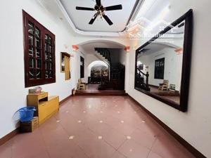 hiếm có khó tìm - đại la quận hai bà trưng - lô góc - ô tô đỗ cửa - chỉ 13.8 tỷ có tl. sđcc