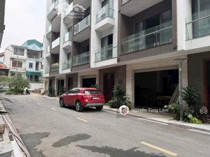 bán nhà liền kề phố ngọc lâm 80m2 6 tầng mt 8m - hàng cực hiếm - giá tốtuqn