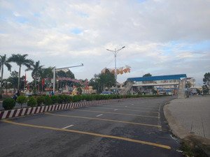 bán đất quốc lộ 22 trảng bàng tây ninh 85m x 185m = 12.000m giá 29,5 tỷ tl