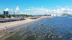 căn hộ trực diện mặt biển của sugroup tầng cao ?