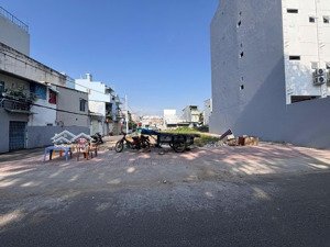 chủ cần bán gấp lô đất hẻm xe hơi dt 4,4x14m đường 475 phước long b giá đầu tư cực tốt chỉ 4,4 tỷ