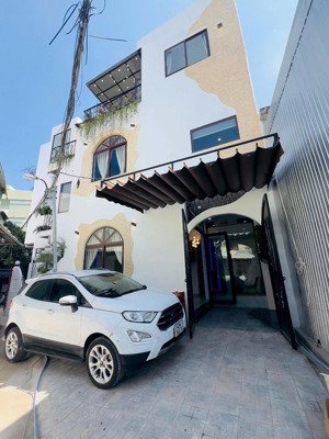 bán nhà 3 tầng, full nội thất kiệt oto cách biển 50m. nhỉnh 5 tỷ, thanh khê đà nẵng